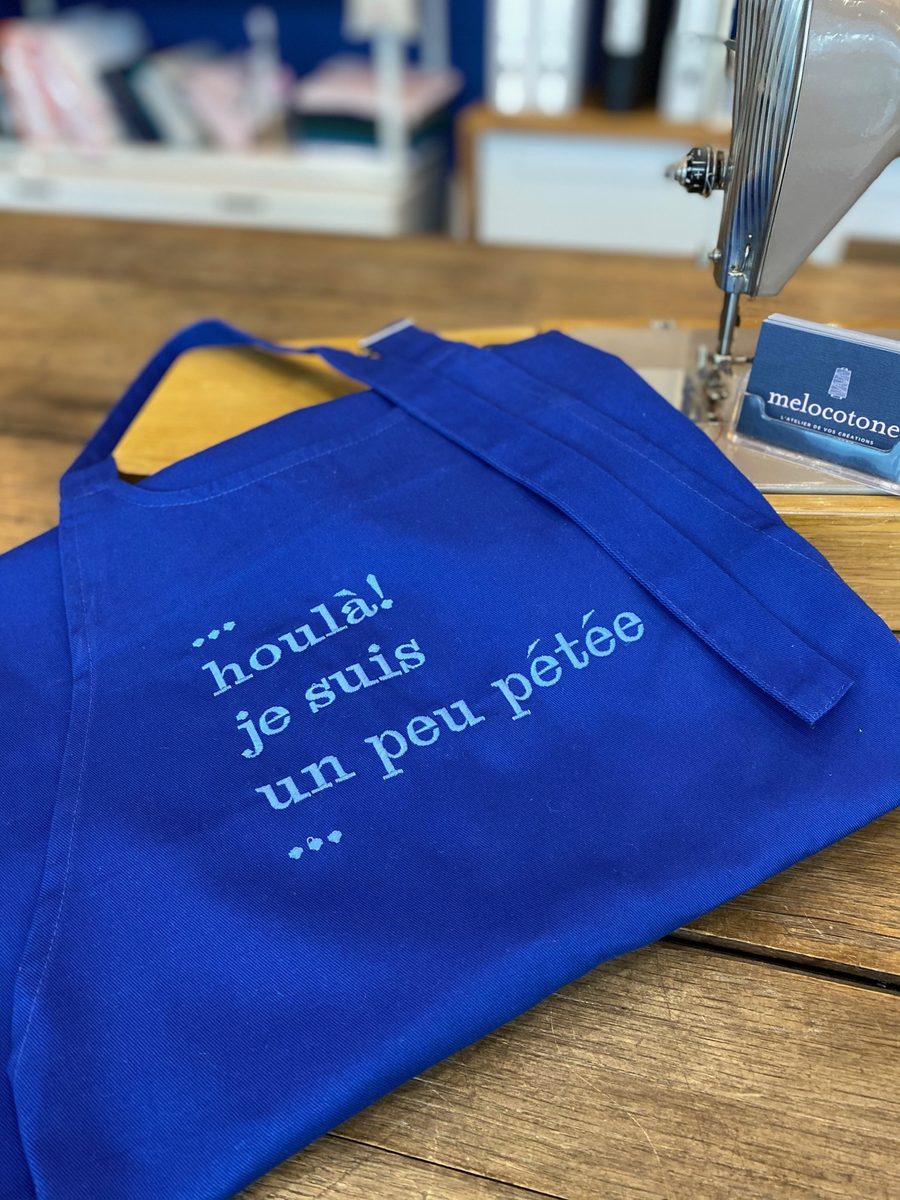 Tablier De Cuisine personnalisé — typographie Futura