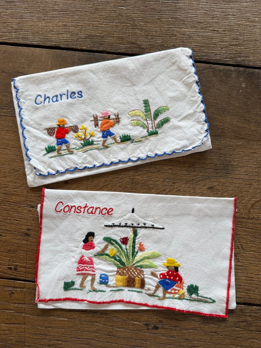 Pochette De Table personnalisé — typographie Junior