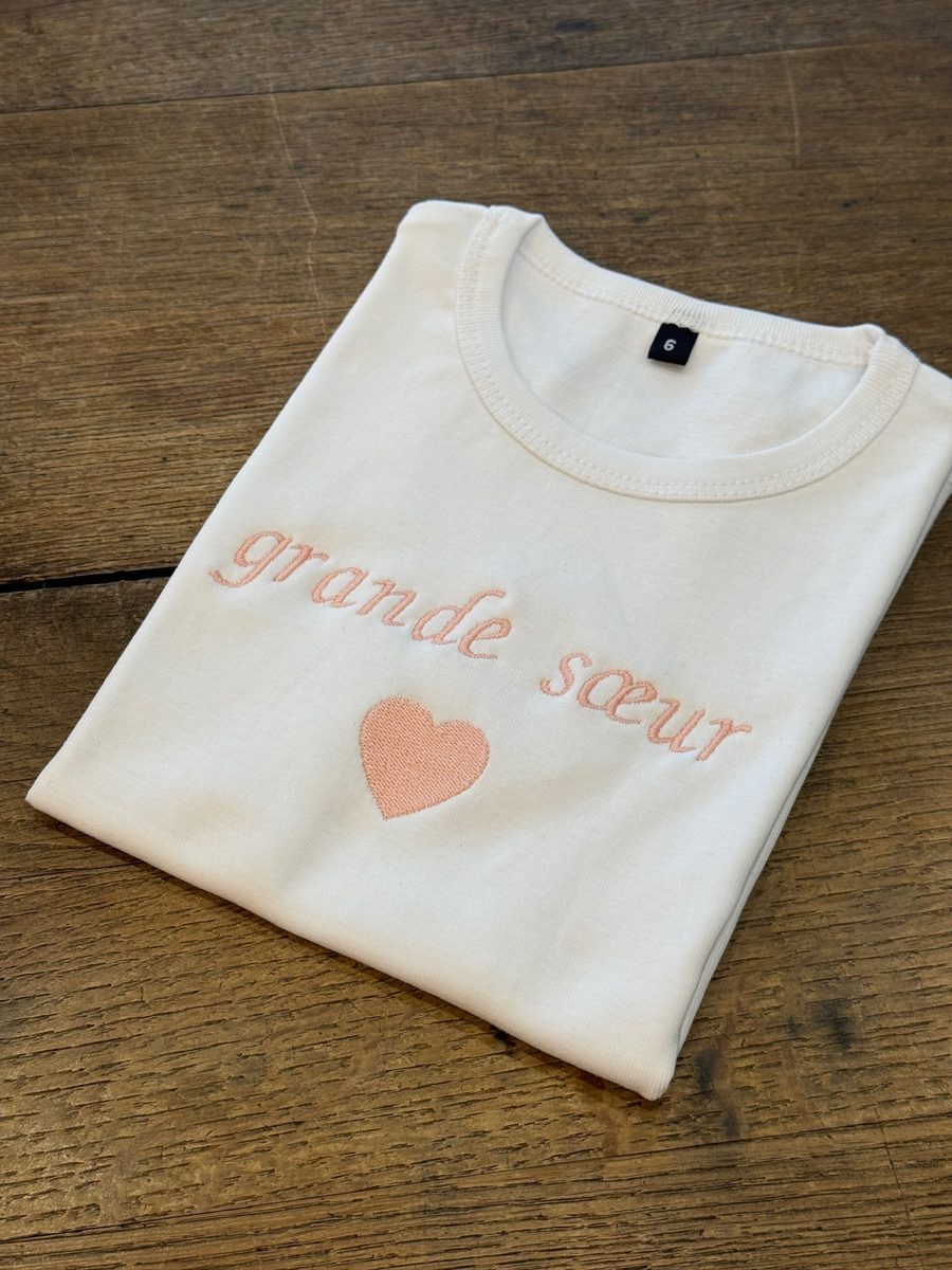 Tee-Shirt personnalisé — typographie Garden